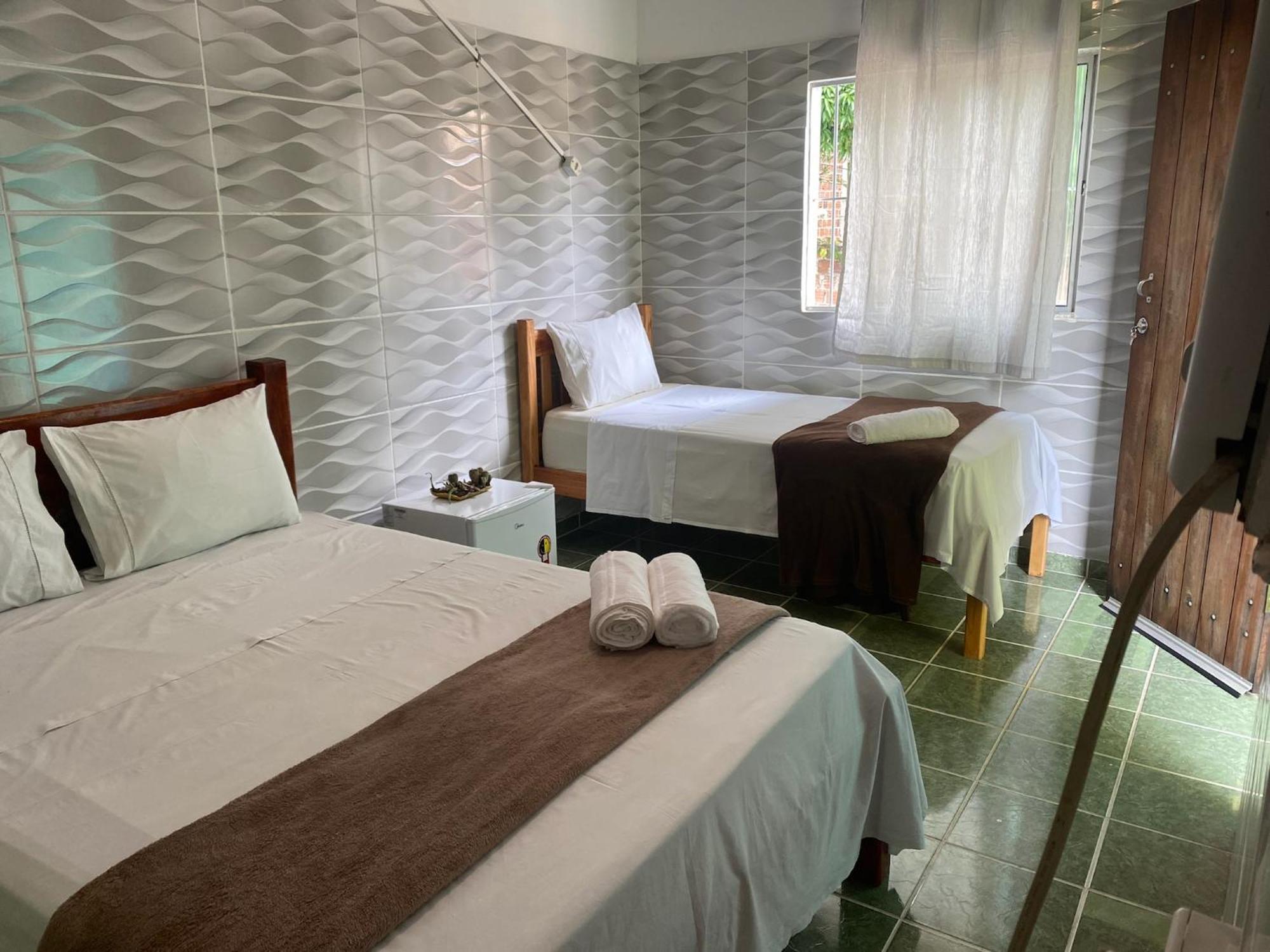 לנסויס Multiverso Hostel מראה חיצוני תמונה