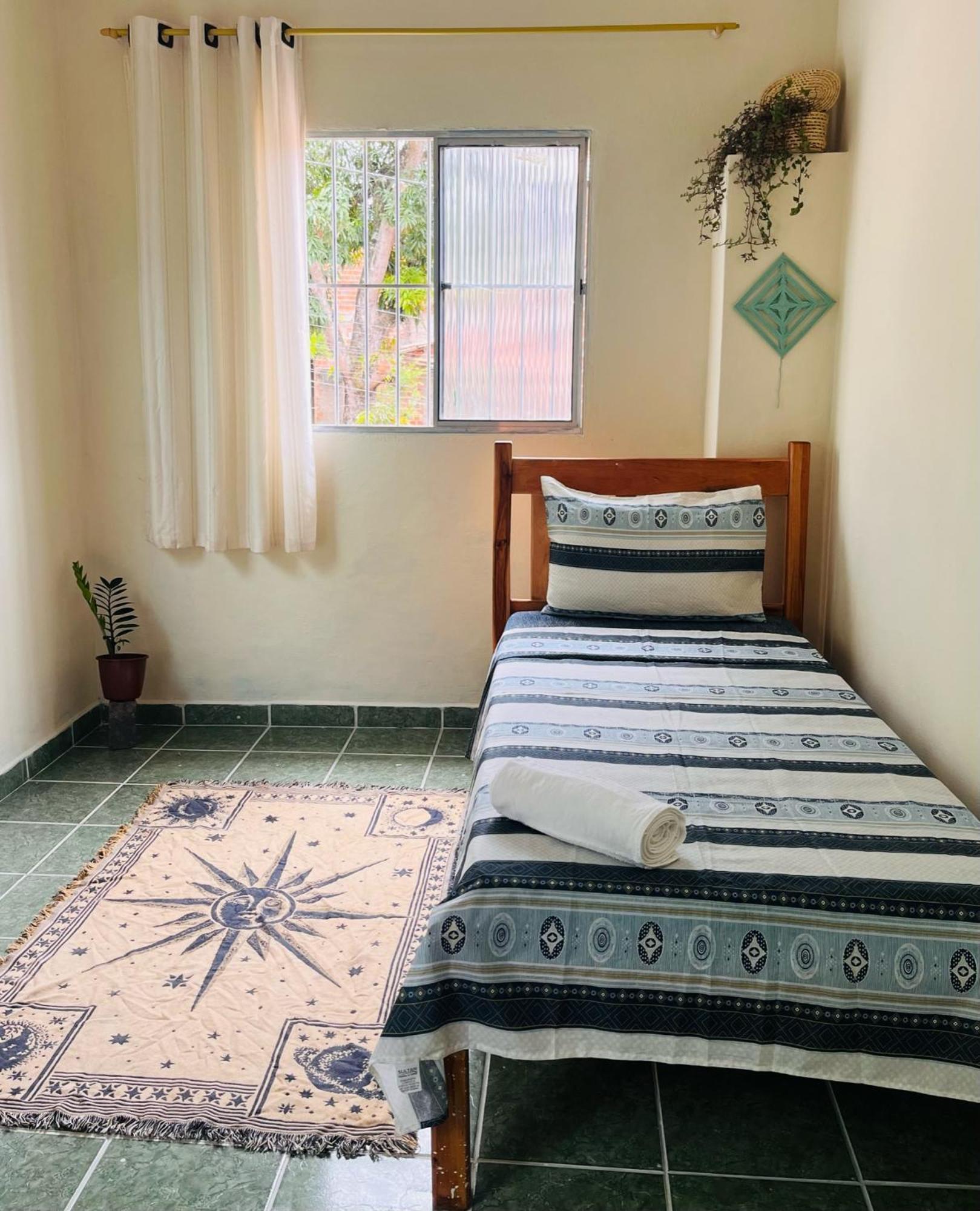 לנסויס Multiverso Hostel מראה חיצוני תמונה