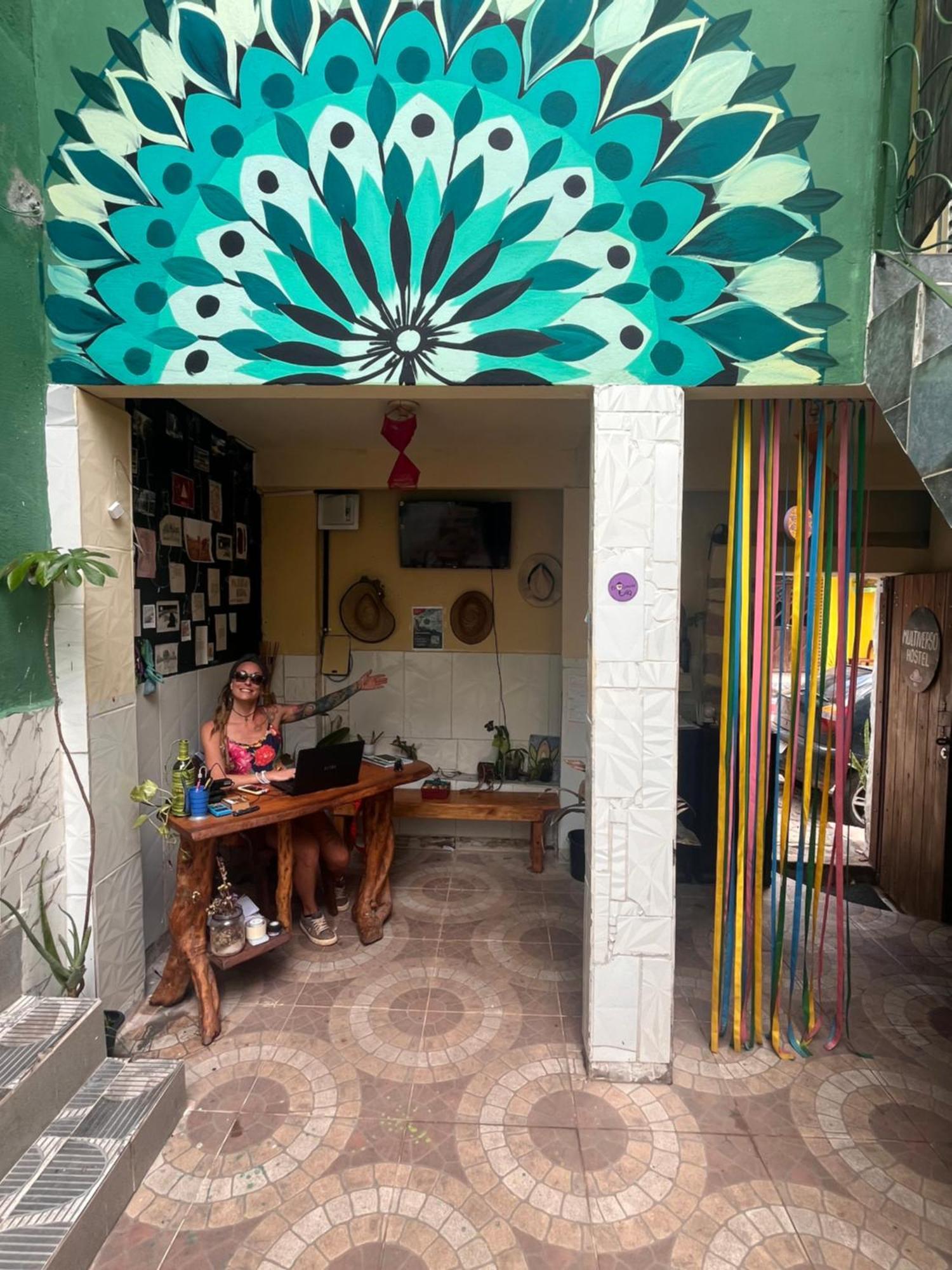 לנסויס Multiverso Hostel מראה חיצוני תמונה